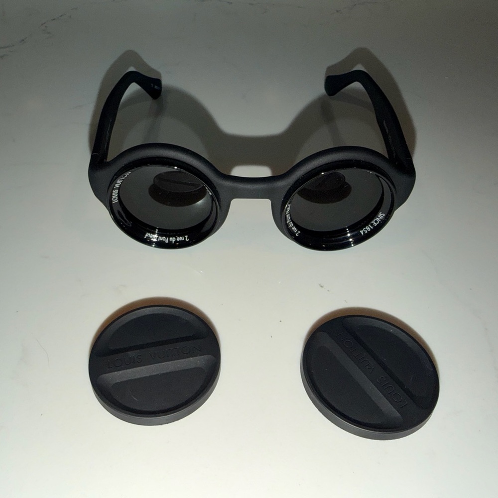 Louis Vuitton Super Vision Round Sunglasses - Picture 8 of 8